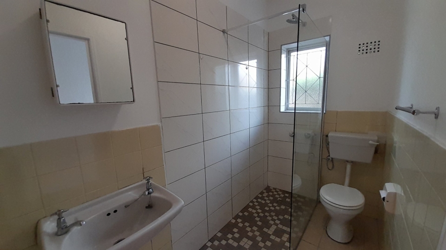 To Let 1 Bedroom Property for Rent in Kenilworth Western Cape